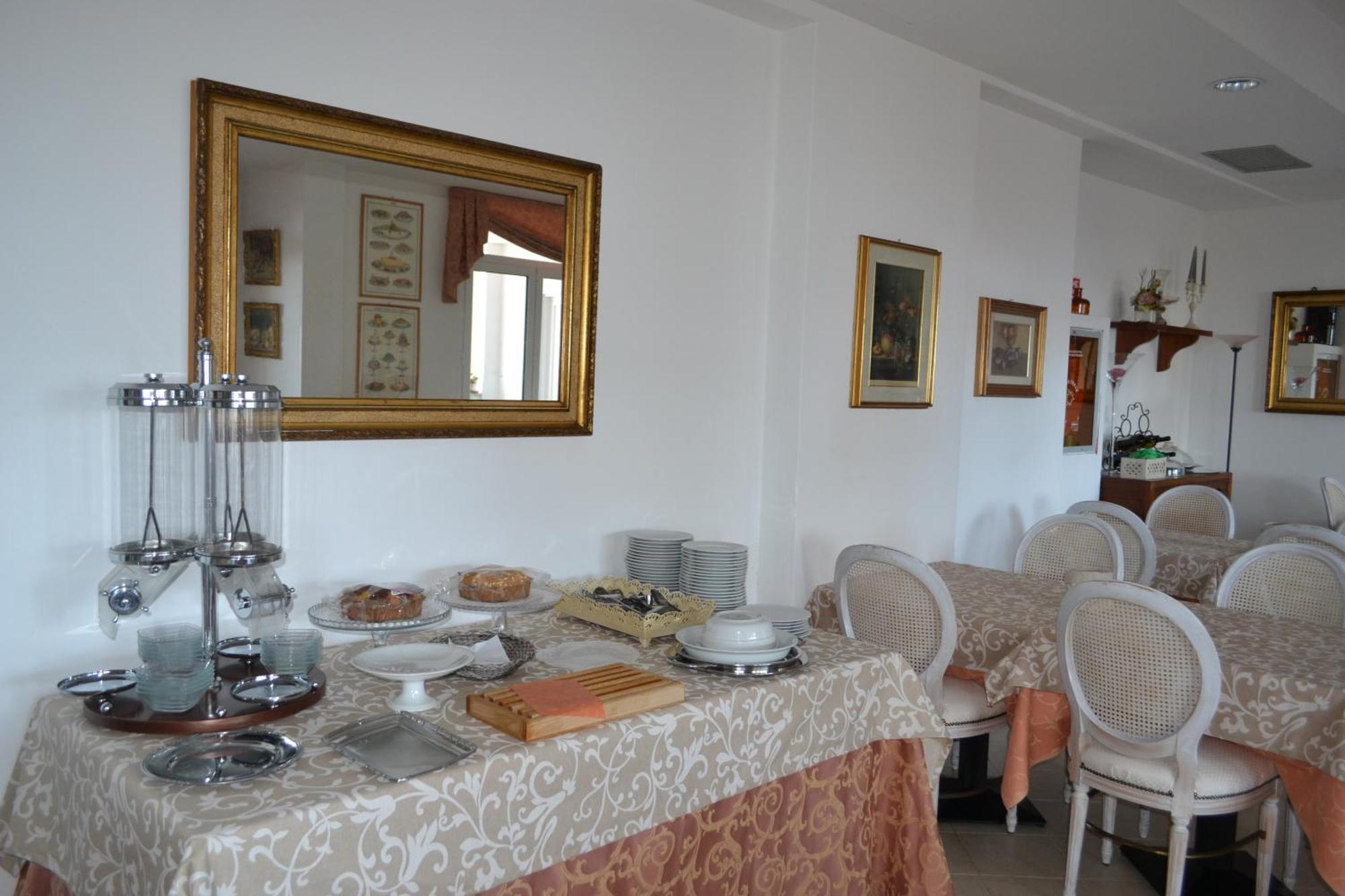 Hotel Noris Финале Лигуре Екстериор снимка
