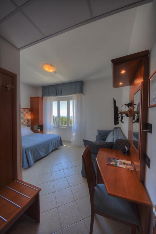 Hotel Noris Финале Лигуре Екстериор снимка